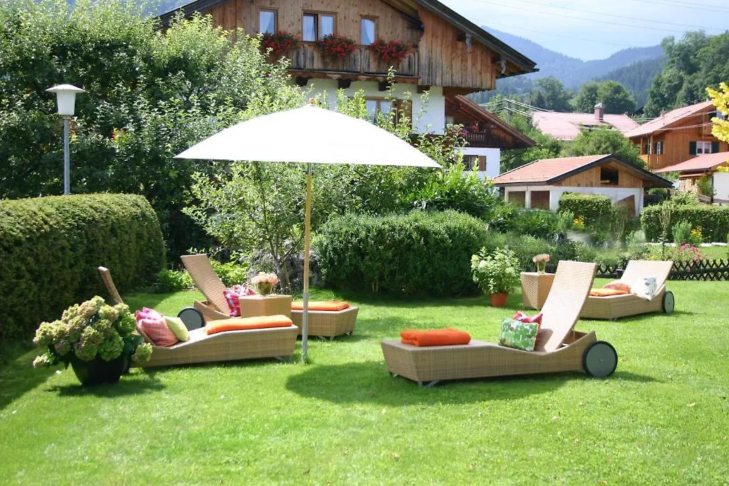Konukevi Landhaus Am Stein Bad Wiessee